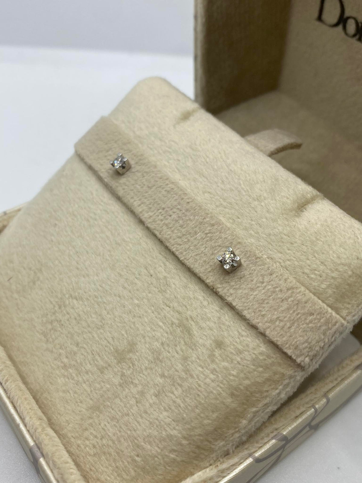 Orecchini Punto Luce Donna Oro 18KT con Diamante Ct 0.14