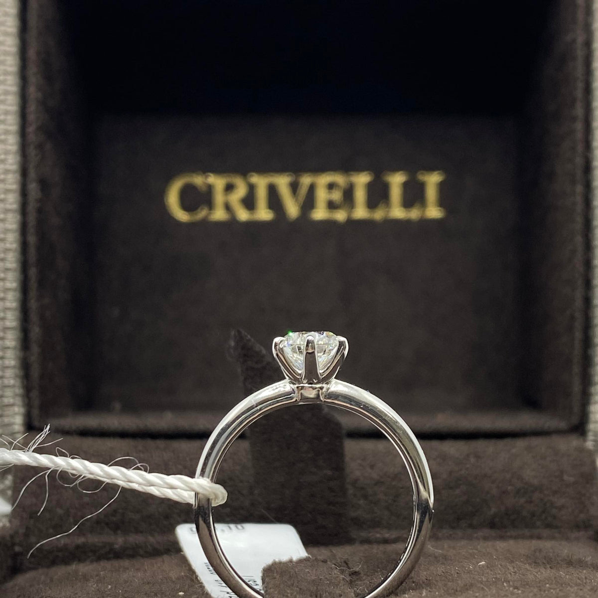 Anello Crivelli Solitario Tiffany 6 Griffe in Oro 18KT e Diamante IGI Ct 0.76
