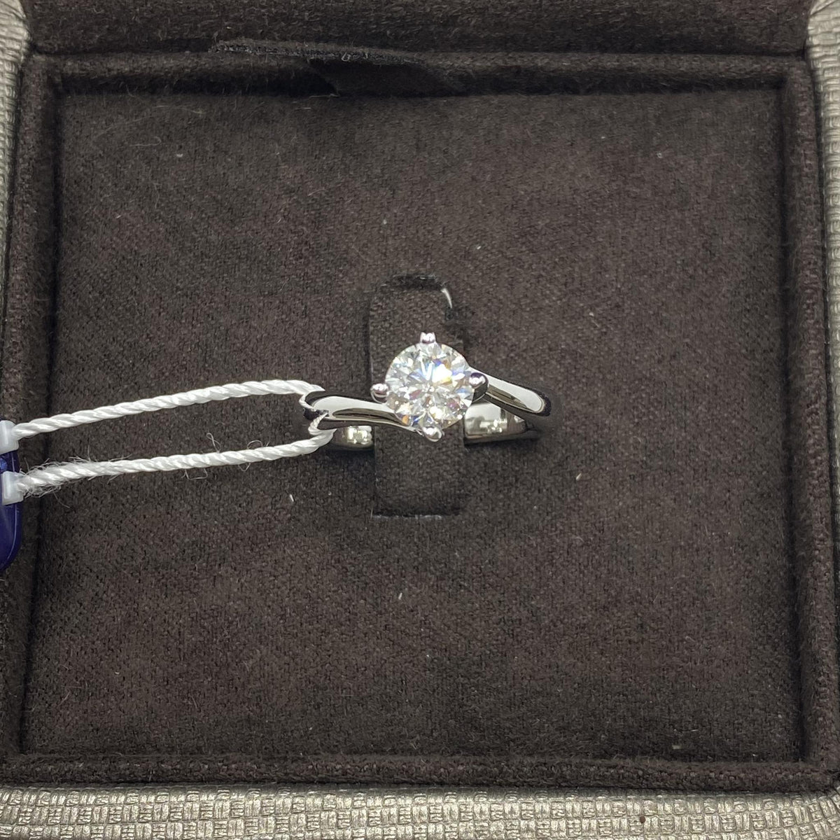 Anello Crivelli Solitario in Oro 18KT 18KT e Diamante Ct 1.00 HRD