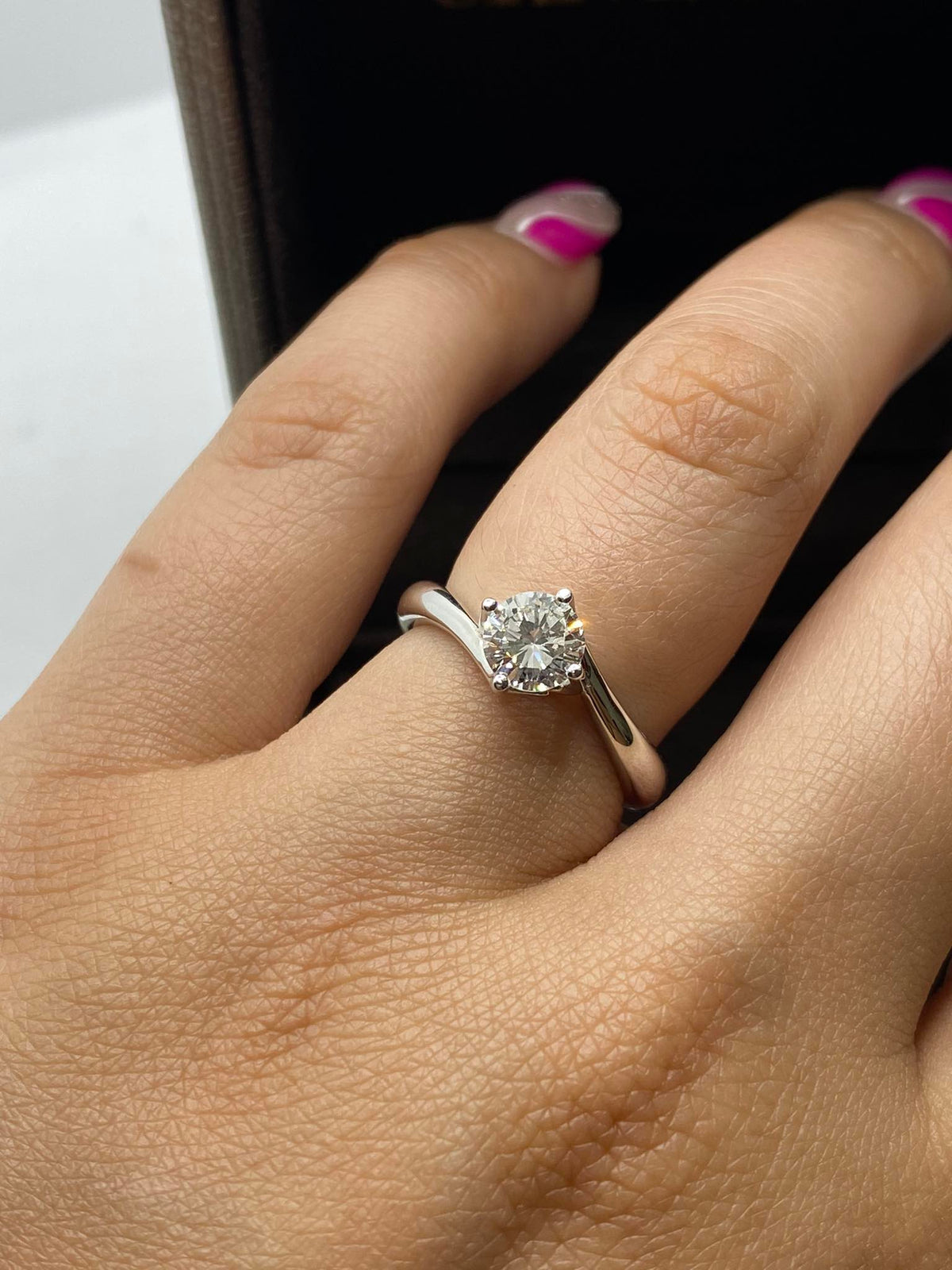 Anello Crivelli Solitario in Oro 18KT 18KT e Diamante Ct 0.76