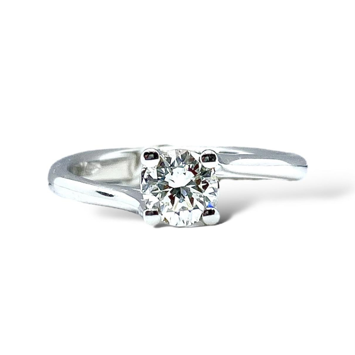 Anello Crivelli Solitario in Oro 18KT e Diamante IGI Ct 0.56