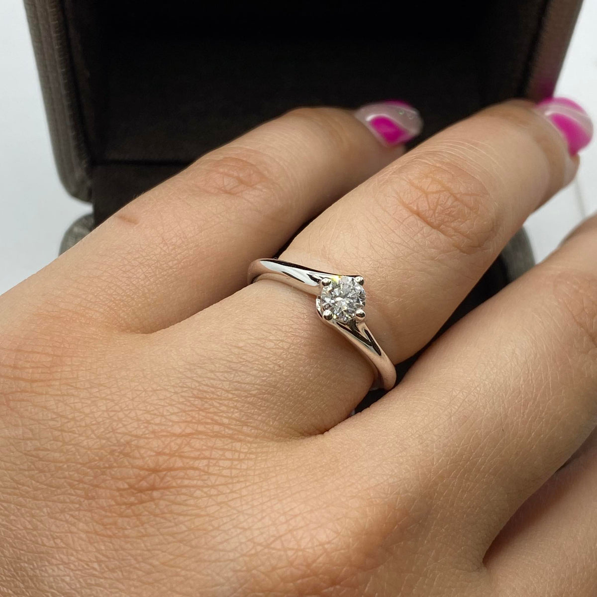 Anello Crivelli Solitario in Oro 18KT 18KT e Diamante Ct 0.41