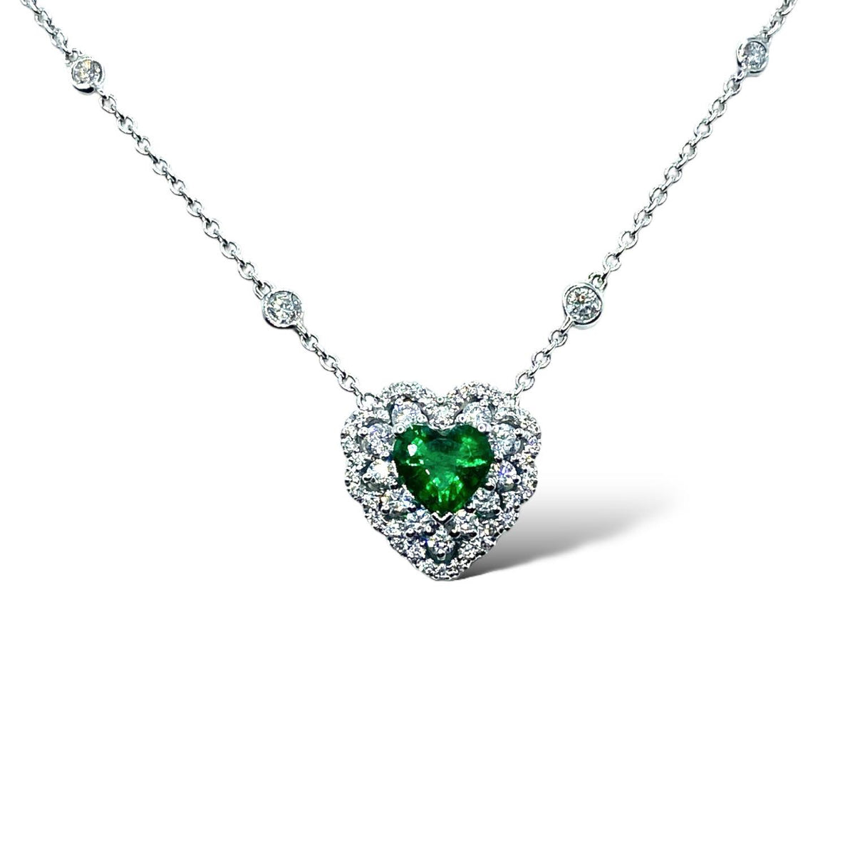 Collana donna Crivelli con Smeraldo a Cuore Ct. 0,82 e Diamanti