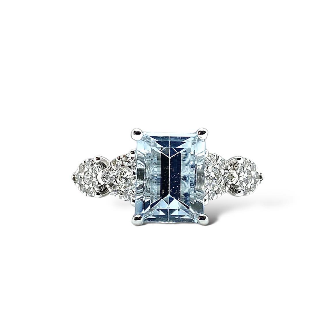 Anello Donna Recarlo in Oro 18KT con Diamanti e Acquamarina