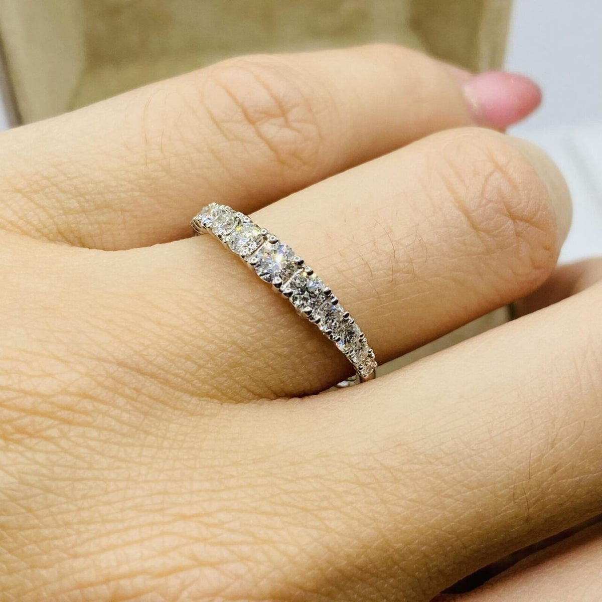 Anello Veretta a Scalare Donna Oro 18KT con Diamanti Ct. 0,82