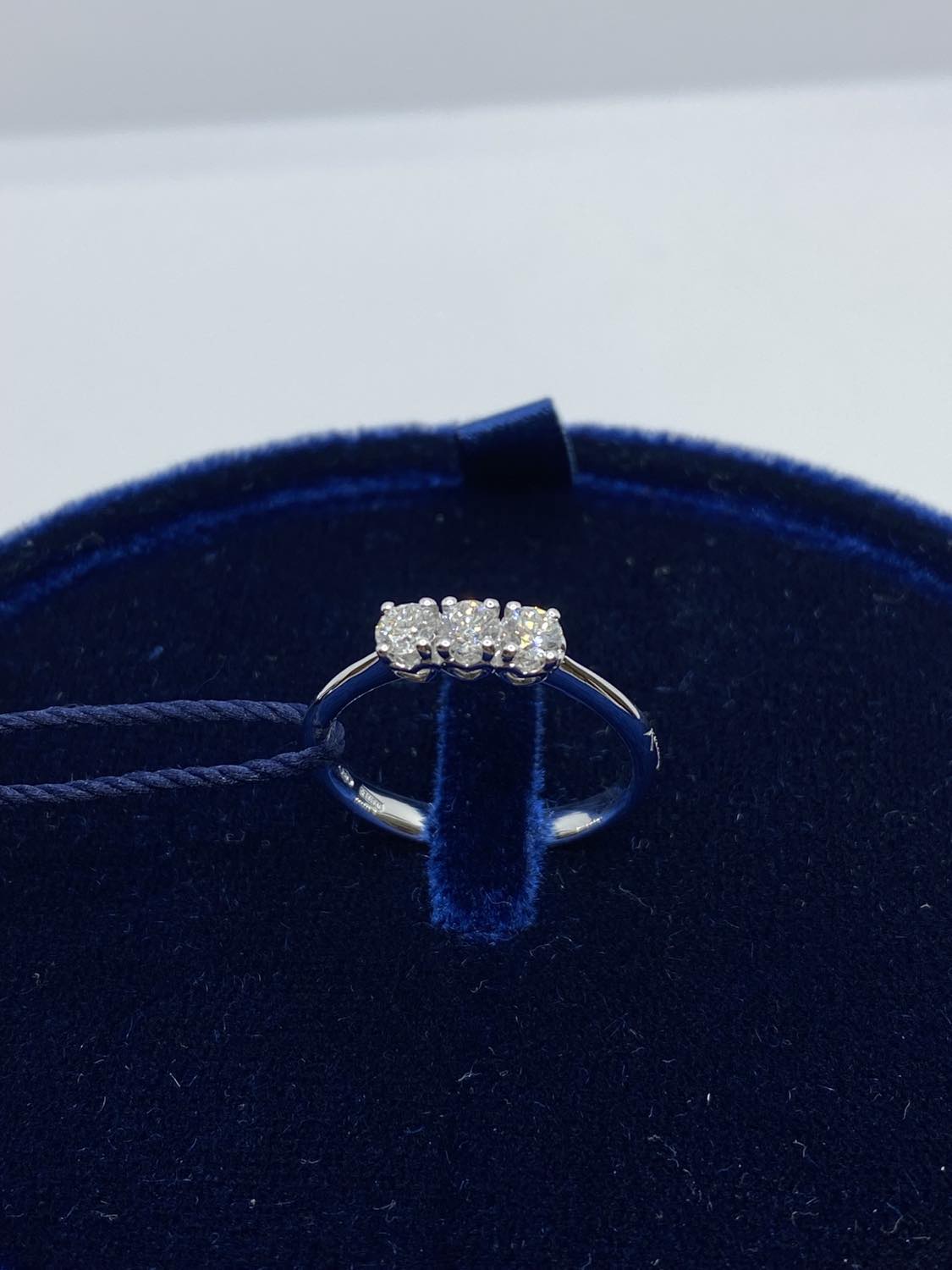 Anello Donna Trilogy Recarlo Anniversary con Diamanti Ct. 0.37