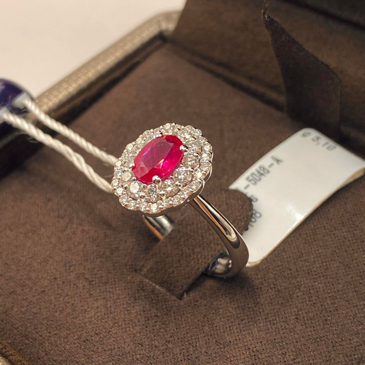 Anello Donna Crivelli con Rubino Ct 0,88 e Diamanti