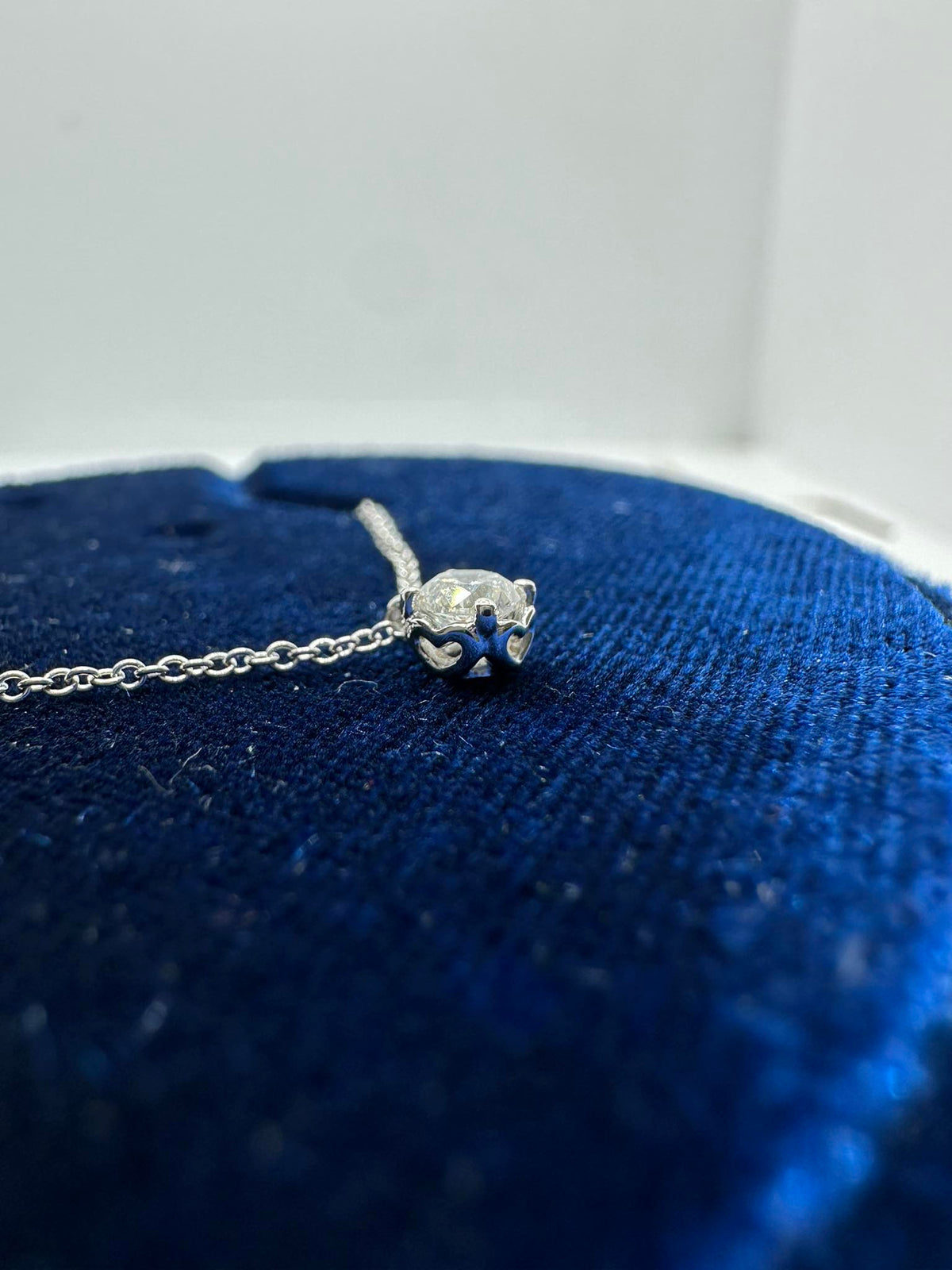 Collana Donna Punto Luce Anniversary in Oro 18KT e Diamante ct. 0,21