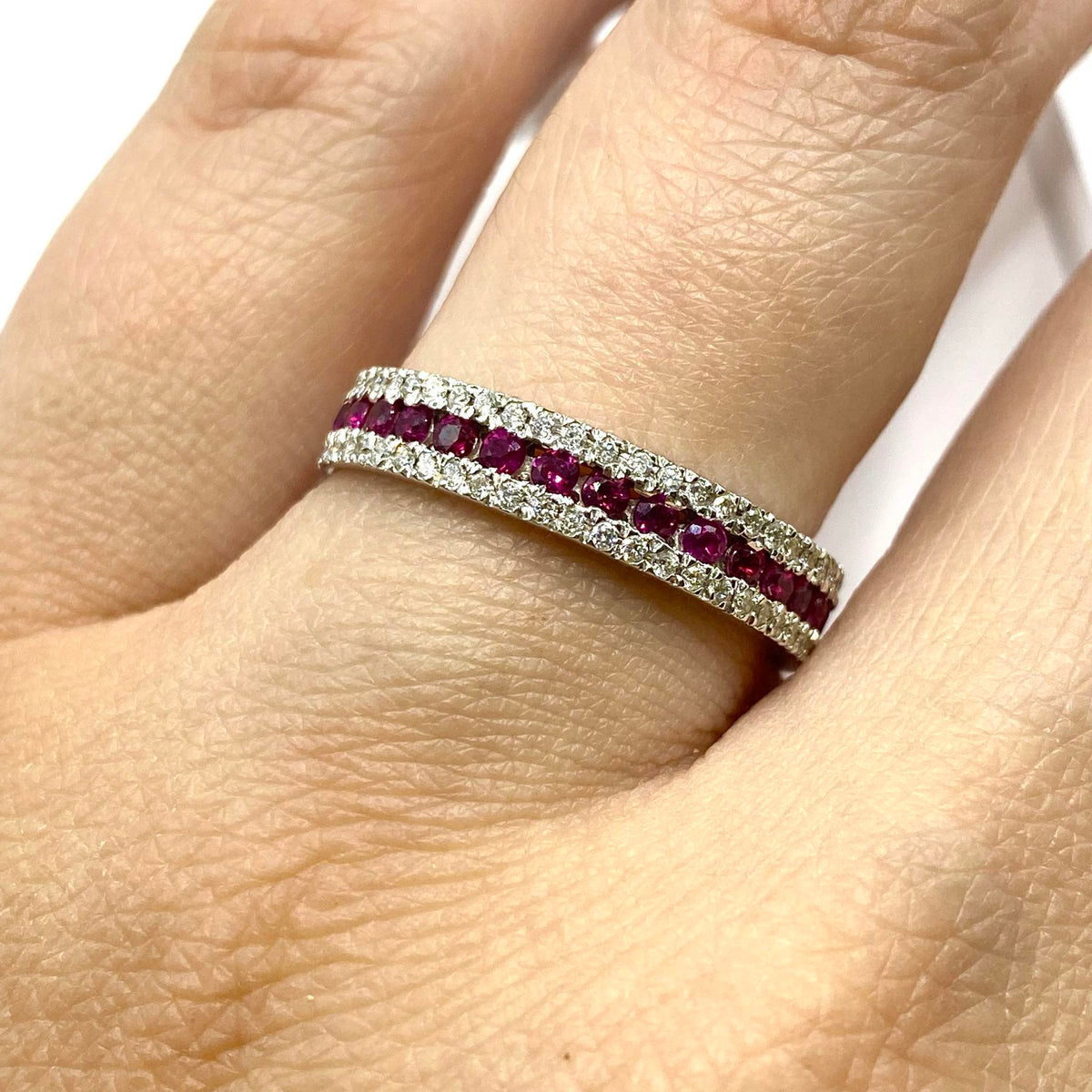 Anello Veretta Donna PG Gioielli con Rubini Ct 0.46 e Diamanti