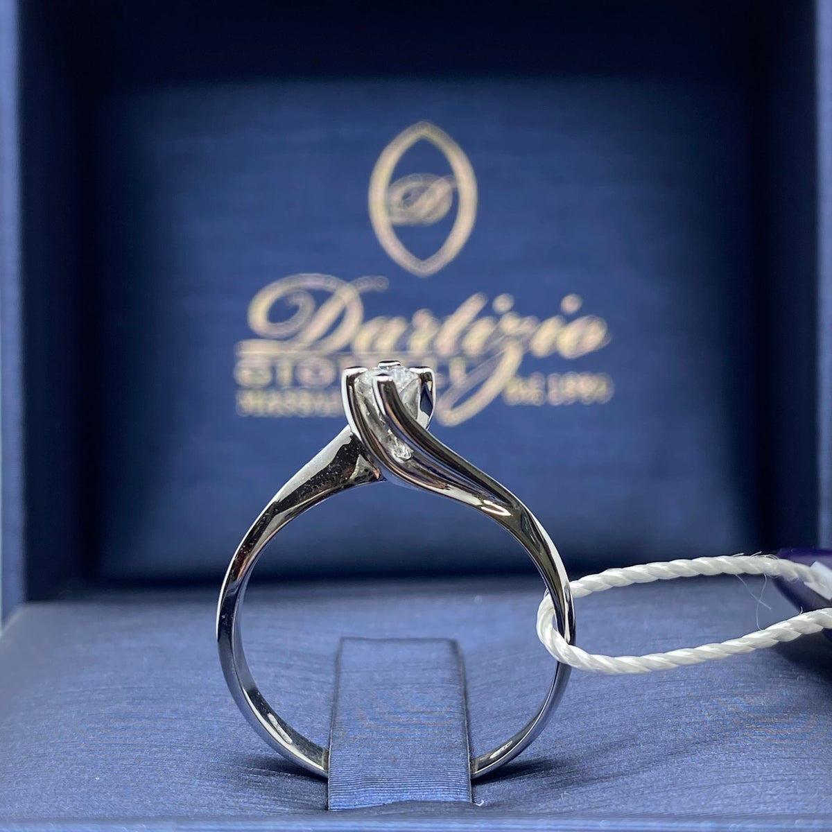 Anello Solitario PG Gioielli in Oro 18KT 18KT e Diamante Ct. 0,07