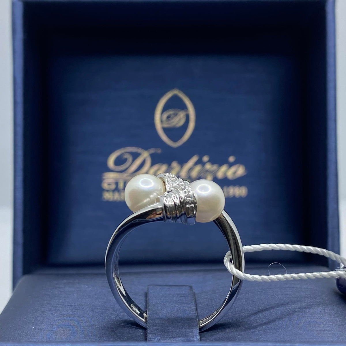 Anello Raima in Oro 18KT 18KT con Perla di Acqua Salata e Diamanti