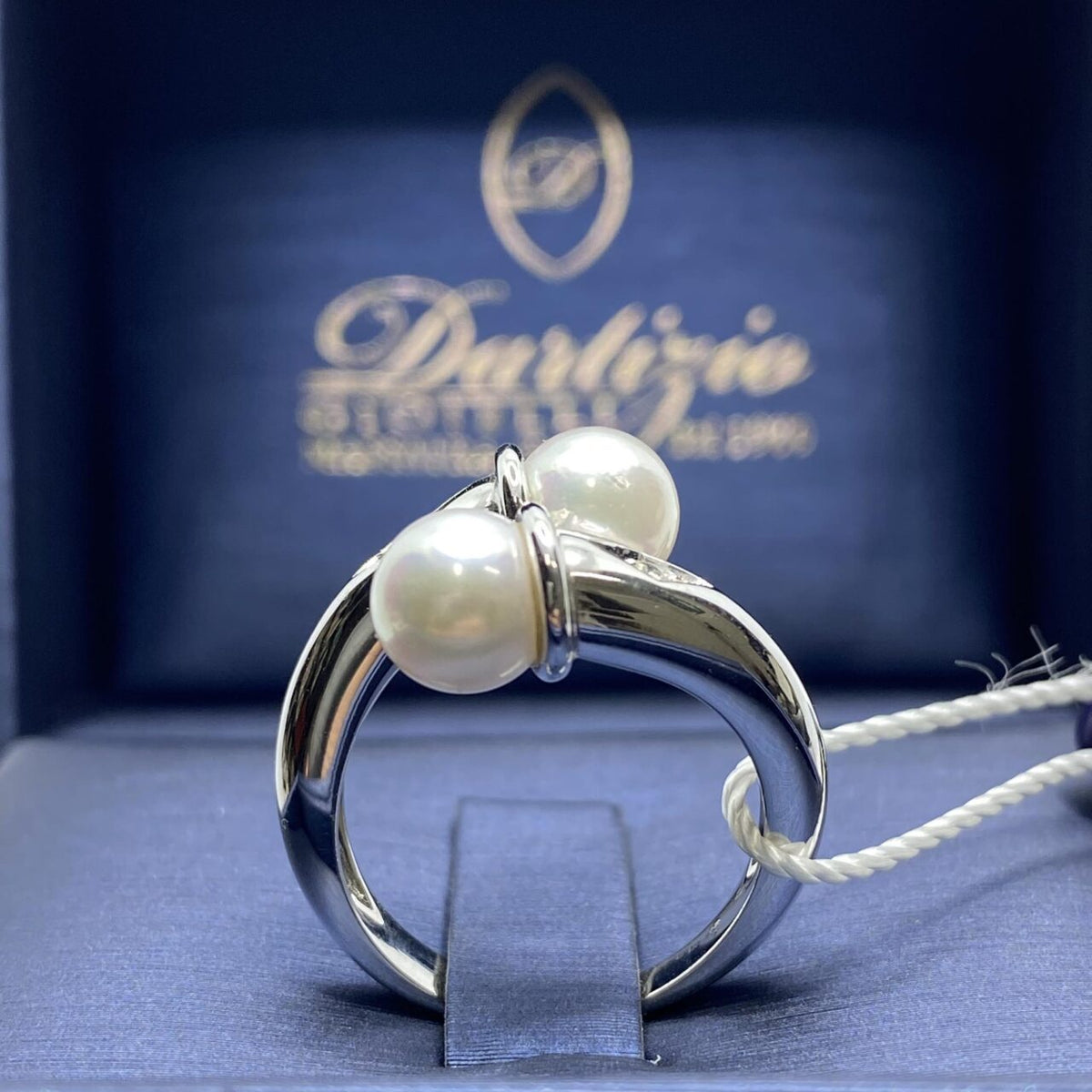 Anello Asayo in Oro 18KT 18KT con Perla di Acqua Salata e Diamanti