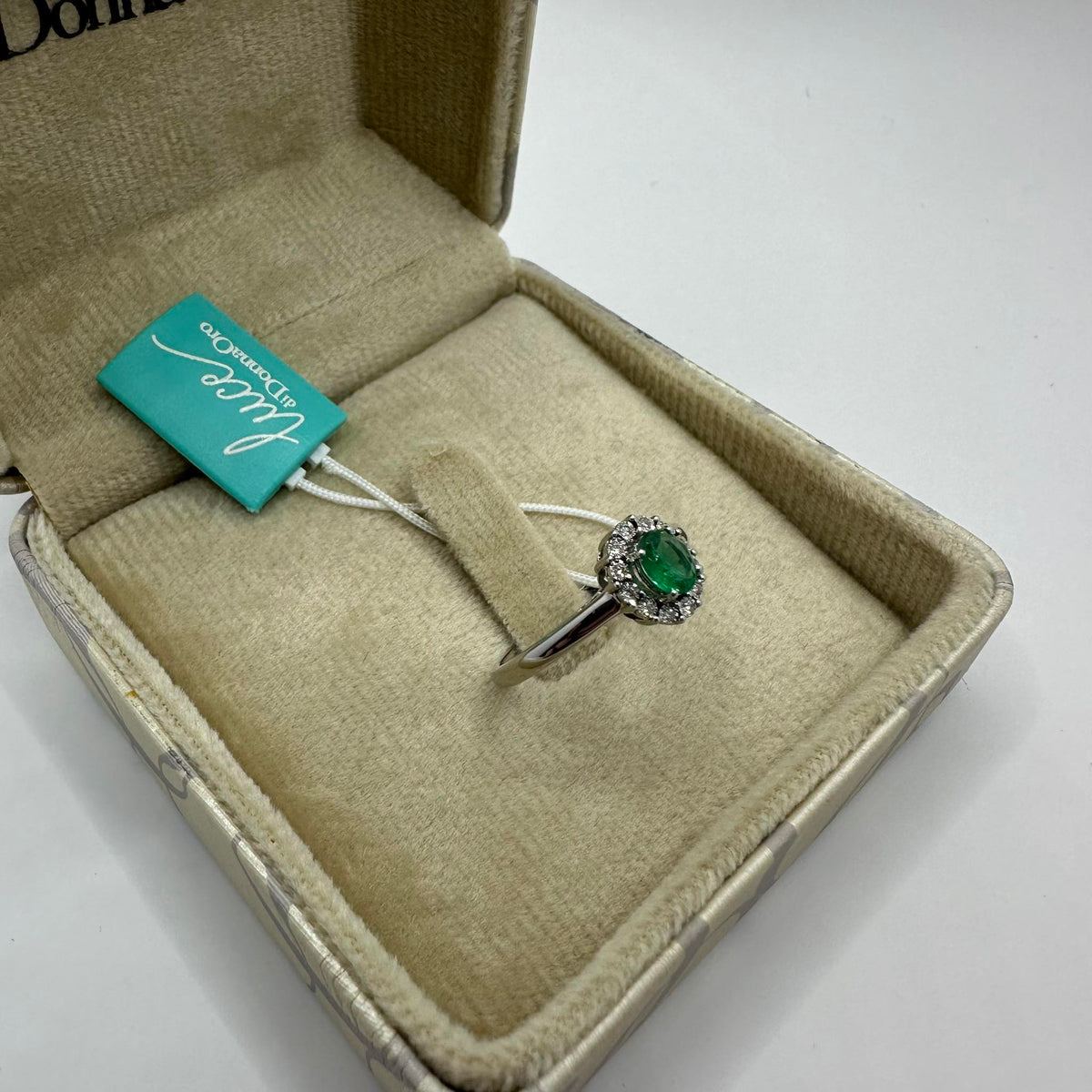 Anello Donna Oro 18KT con Diamanti e Smeraldo Ct. 0,35