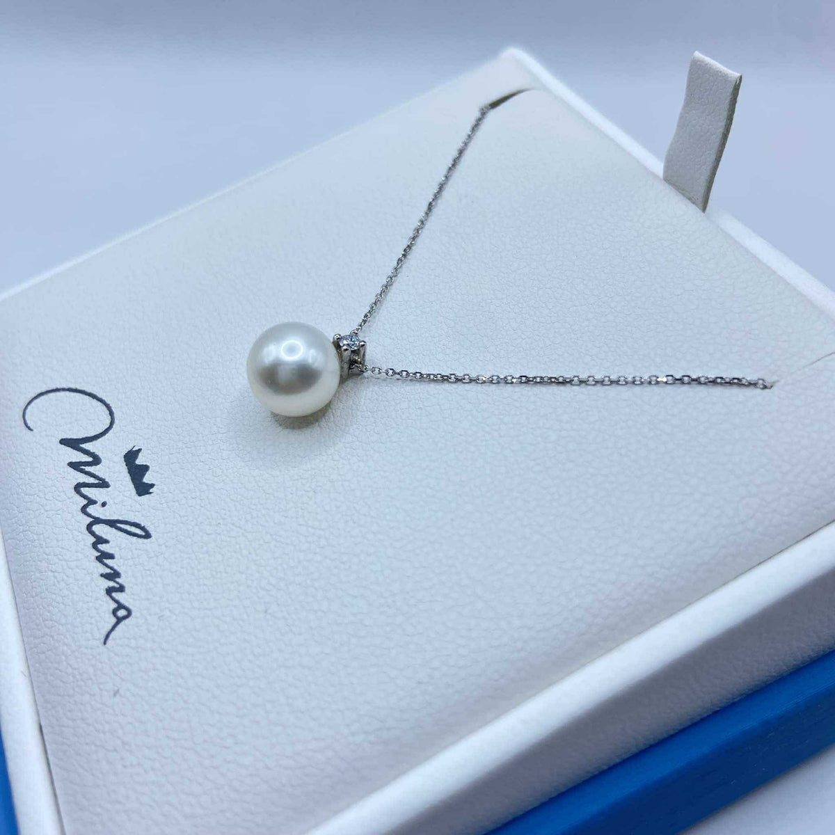 Collana Miluna in Oro 18KT 18KT con Perla 8-8,5 e Diamante