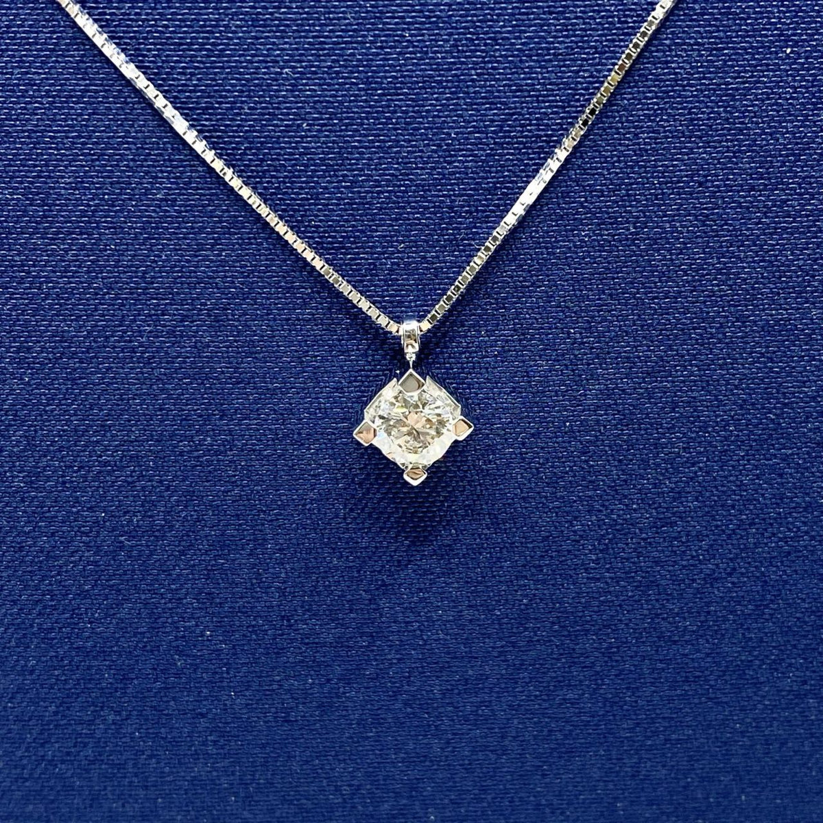 Collana Recarlo Punto Luce Maria Teresa con Diamante Ct 0.31