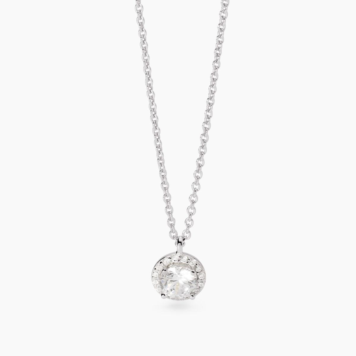 Collana in argento con punto luce in argento con zirconi