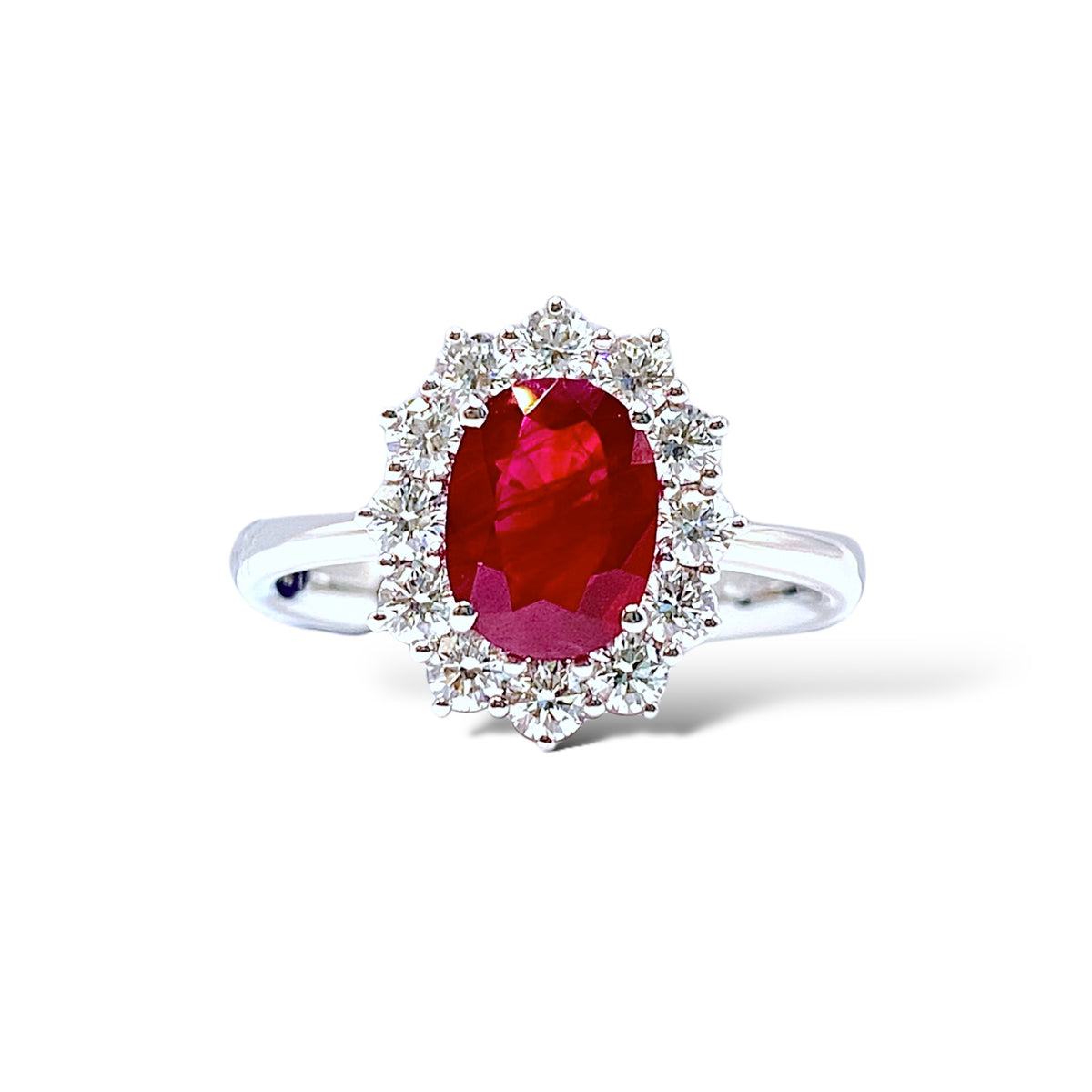 Anello Donna Recarlo con Rubino Ct 1.32 e Diamanti
