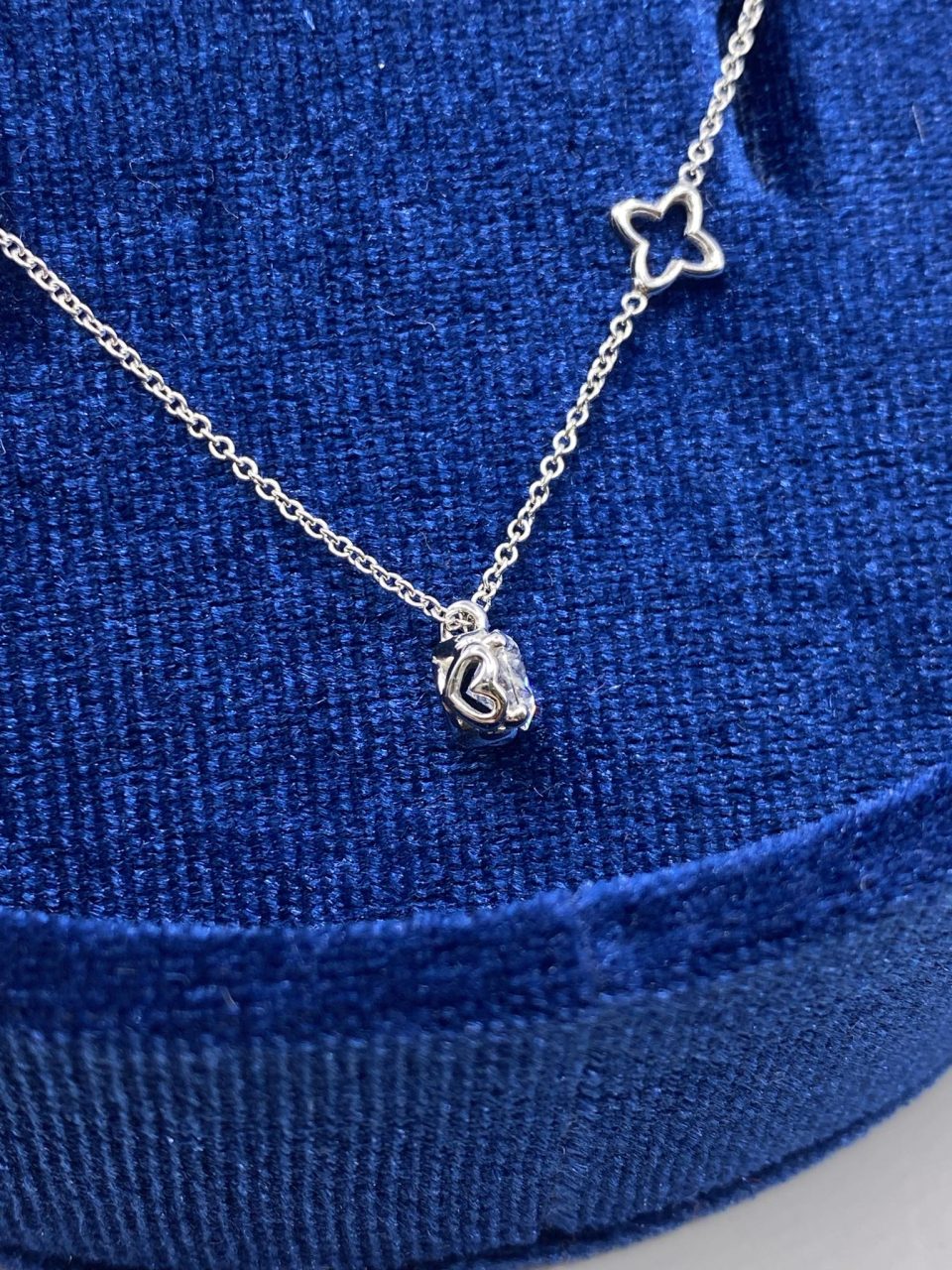 Collana Punto Luce Recarlo Anniversary in Oro 18KT 18KT e Diamante ct. 0,37
