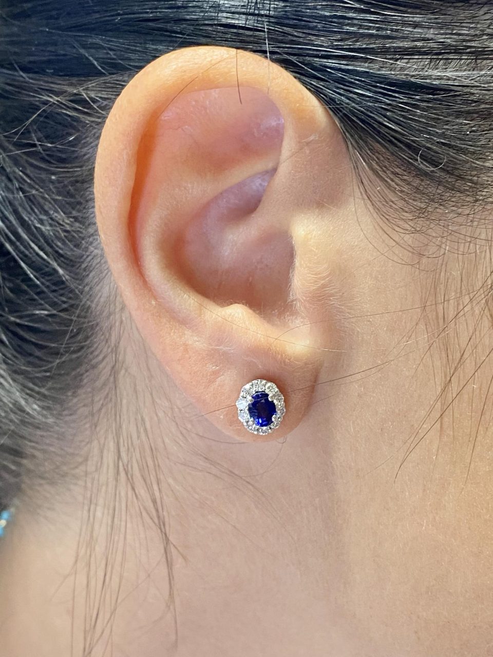 Orecchini Crivelli in Oro 18KT con Zaffiri Ct. 0,98 e Diamanti