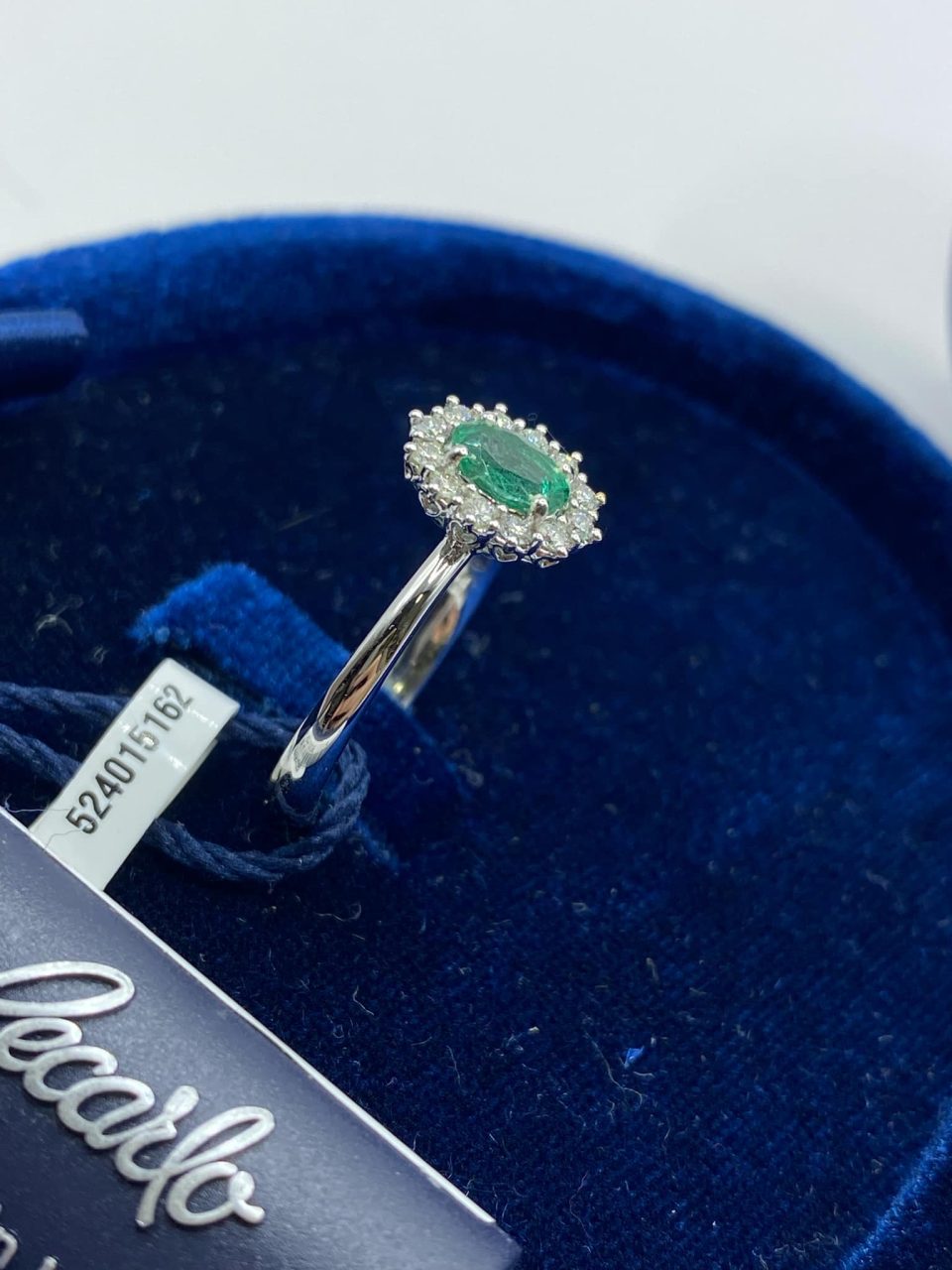 Anello Recarlo con Diamanti e Smeraldo Ct 0,35
