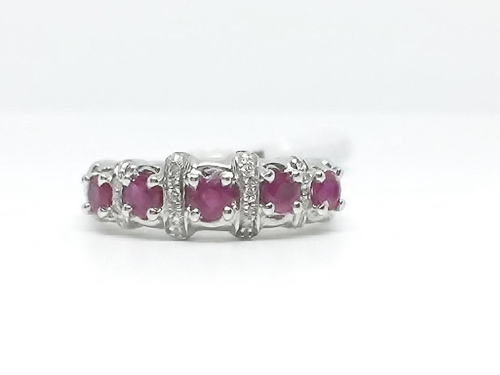 Anello donna con Rubini e Diamanti