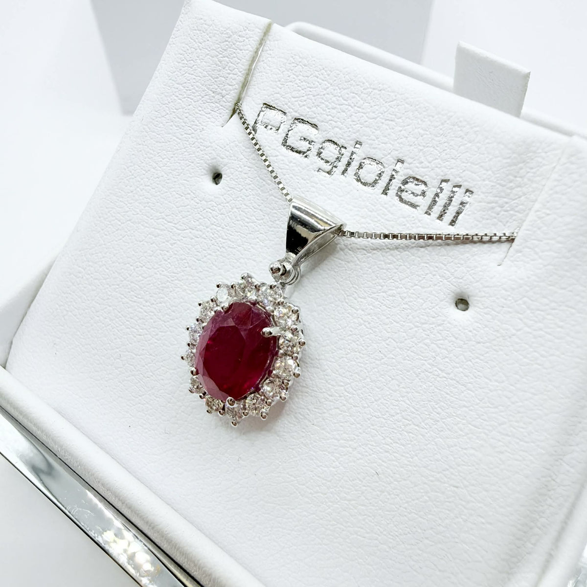 Collana Pg Gioielli con Rubino ct 1.67 e Diamanti