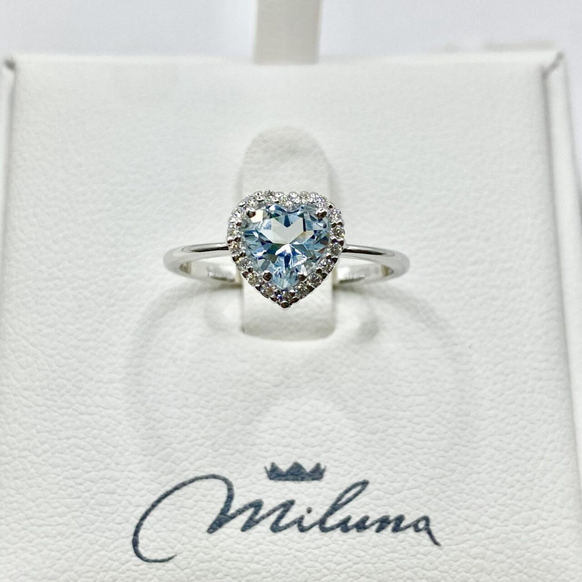 Anello Miluna in Oro 18KT 18KT con Diamanti e Acquamarina Ct. 0,64