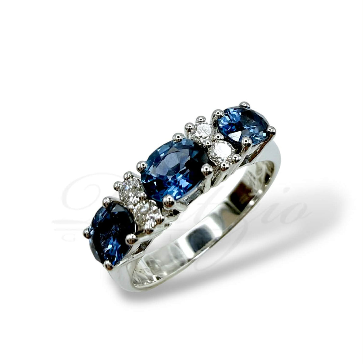 Anello Trilogy Donna Crivelli con Zaffiri Ct 1,40 e Diamanti