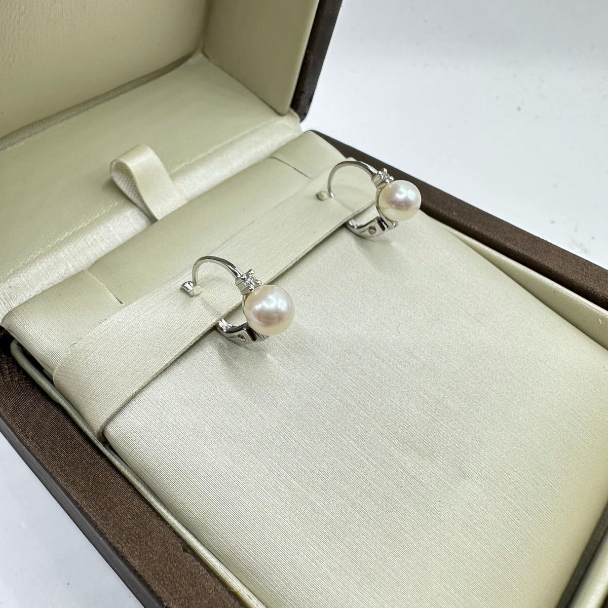 Orecchini Donna Ora con Perle Naturali mm 6-6,5 e Diamanti