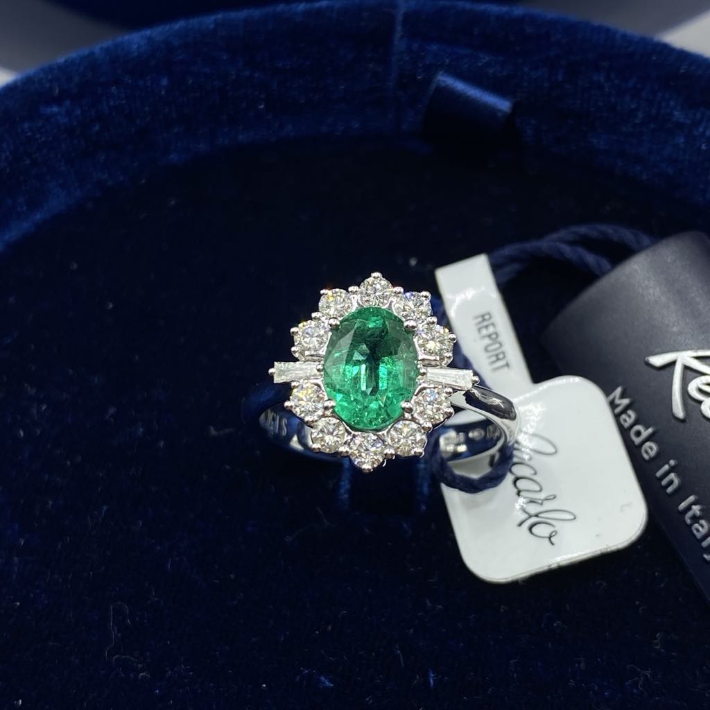 Anello Recarlo con Diamanti e Smeraldo Ct 1,56