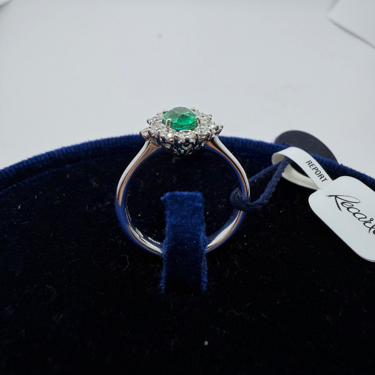 Anello Recarlo con Diamanti e Smeraldo ct. 0,82