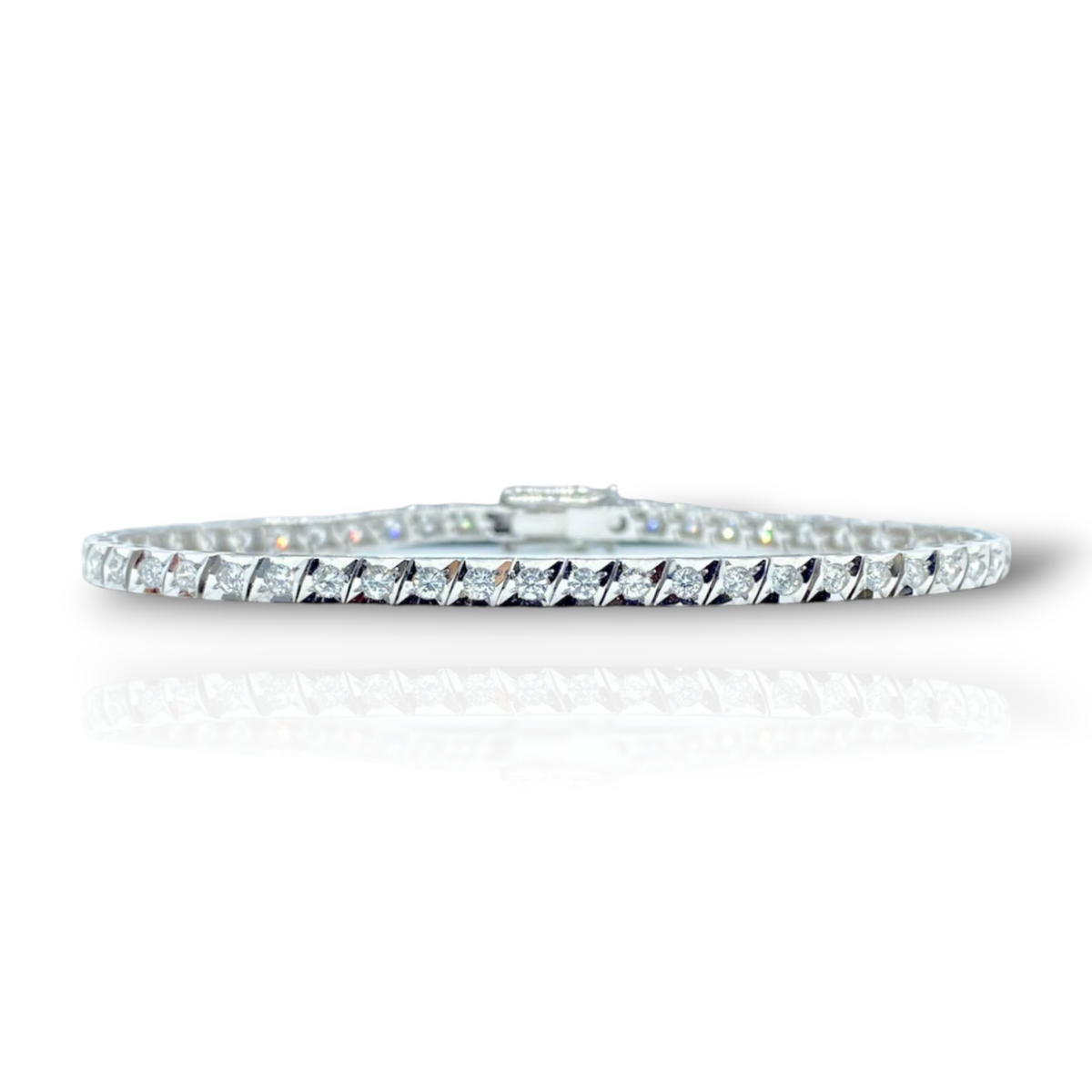 Bracciale Tennis in Oro 18KT 18KT e Diamanti Ct 2.00