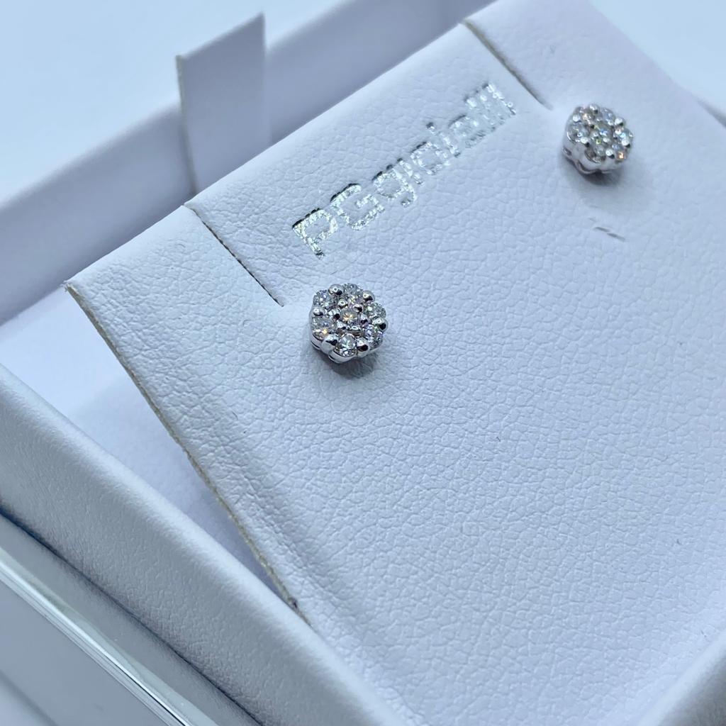 Orecchini Pg Gioielli Punto Luce Pavè con Diamanti Ct. 0,28