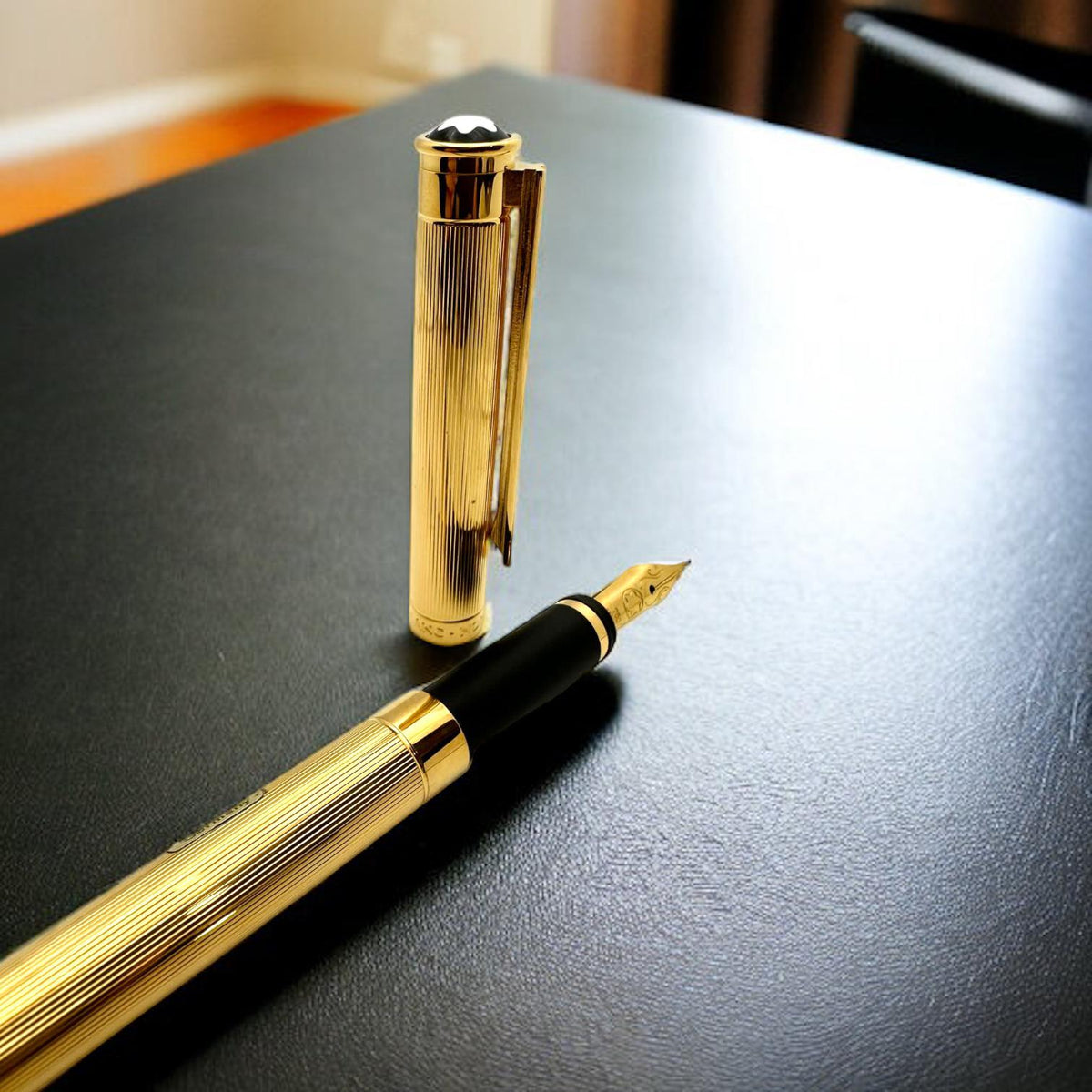 Penna Montblanc Noblesse Stilografica con Pennino in Oro 18KT 750%