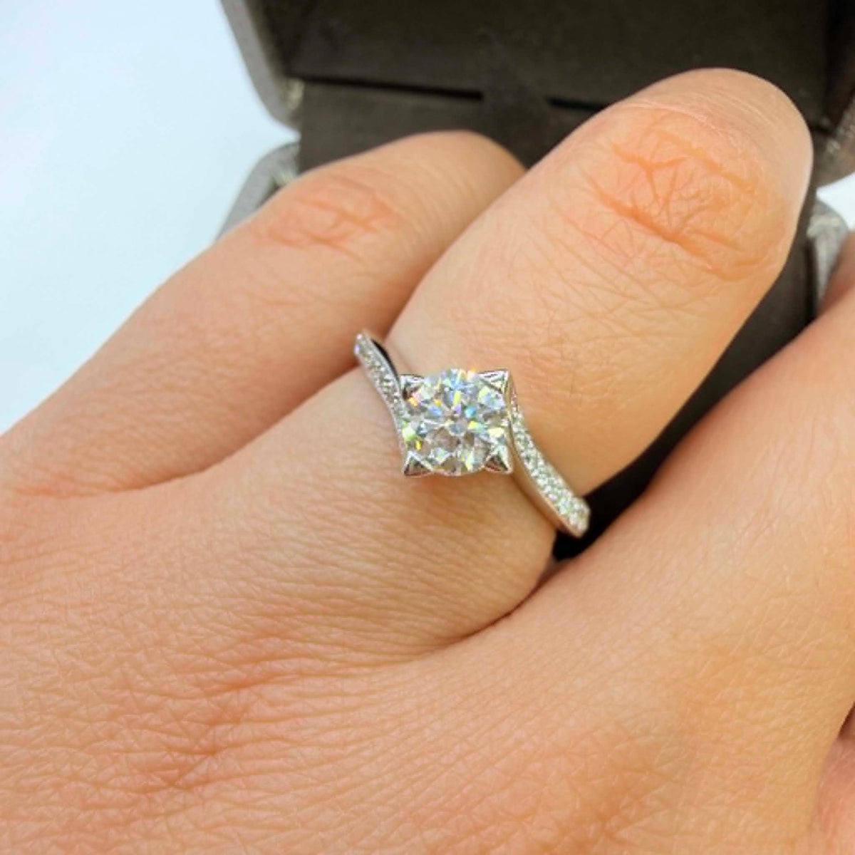 Anello Crivelli Solitario in Oro 18KT 18KT e Diamante GIA Ct 0.71