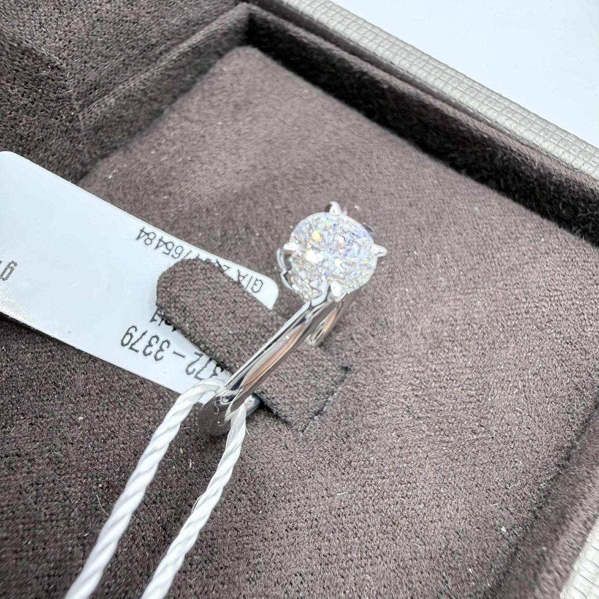 Anello Crivelli Solitario in Oro 18KT 18KT e Diamante GIA Ct 0.51