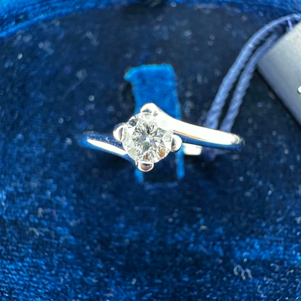 Anello Solitario Recarlo in Oro 18KT 18KT e Diamante 0,24 G-IF