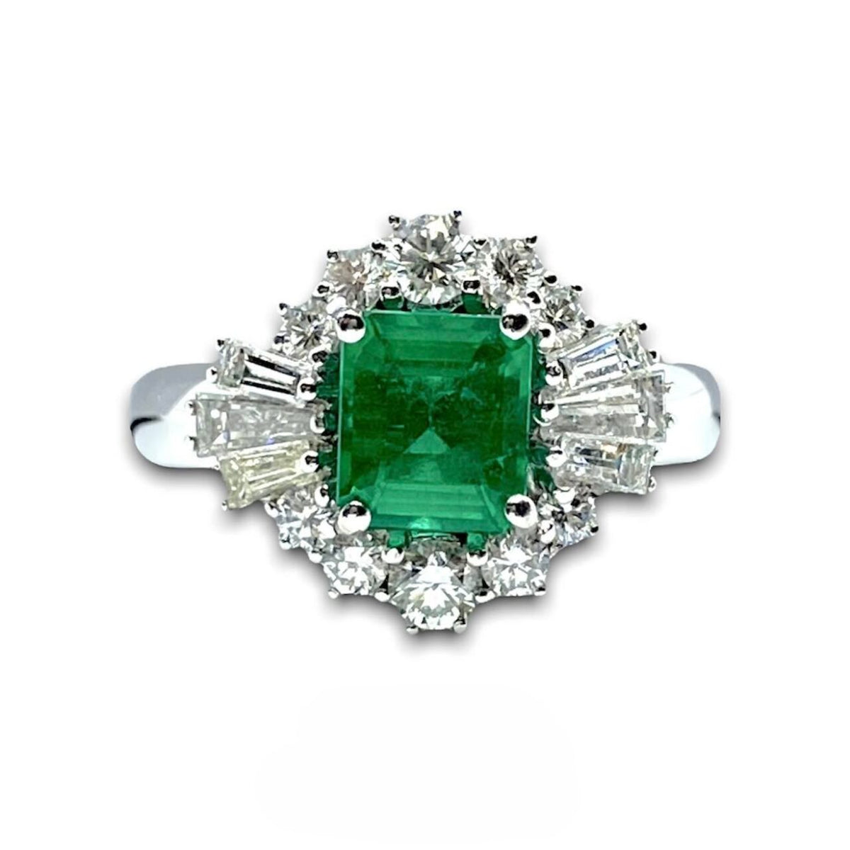 Anello Donna Recarlo con Smeraldo Ct 1.17 e Diamanti