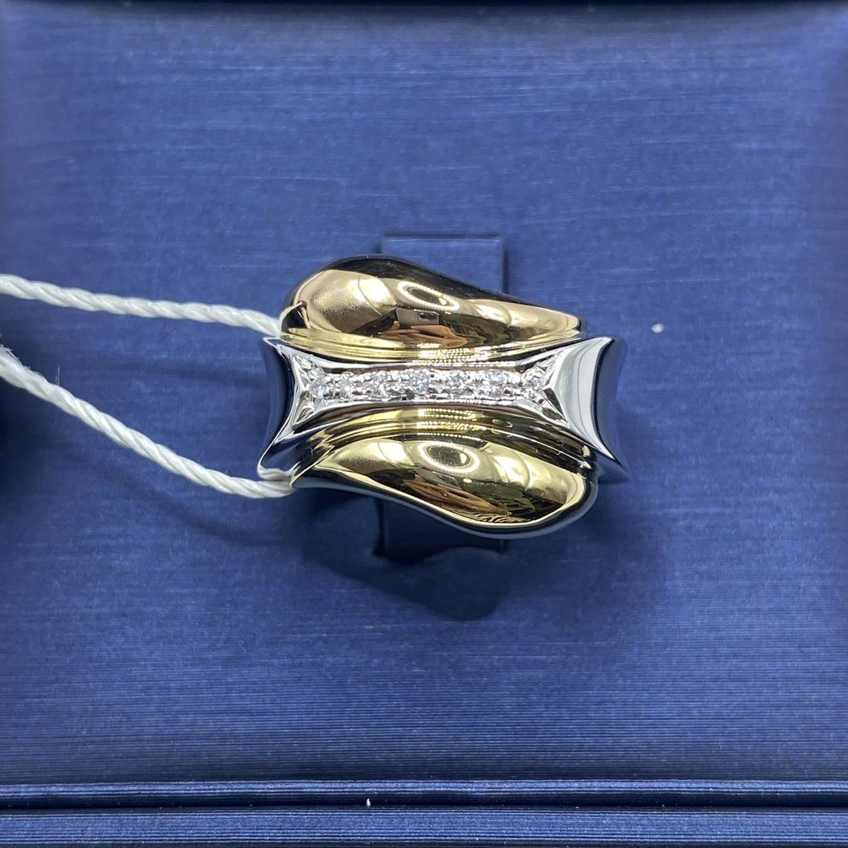 Anello a Fascia in Oro 18KT Bicolore con Diamanti