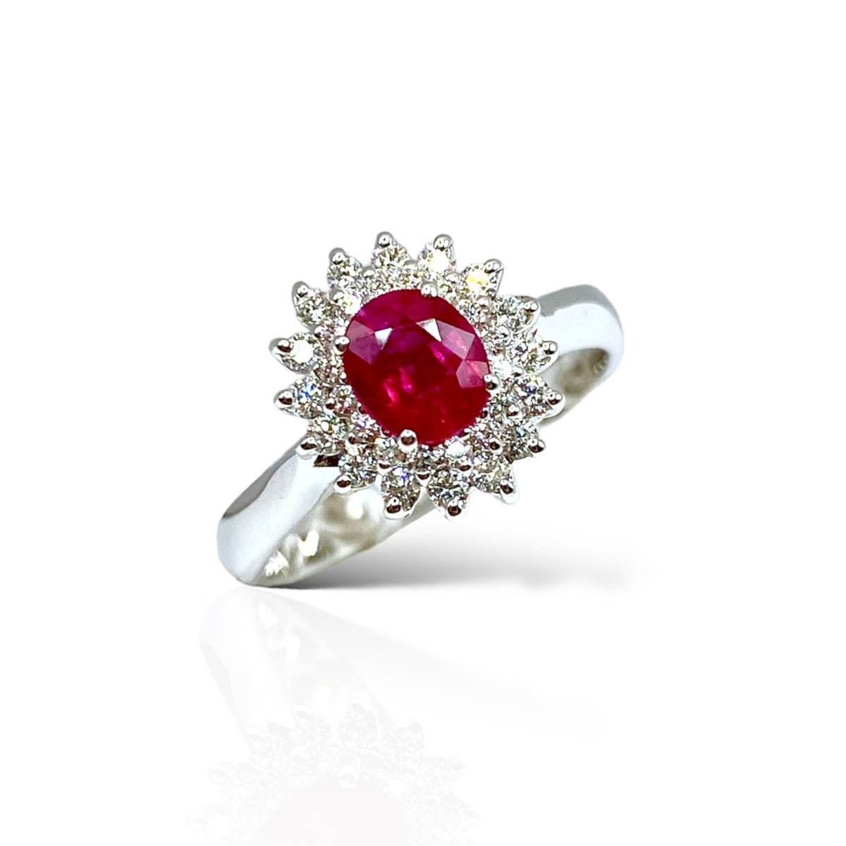 Anello Donna Crivelli con Rubino Ct 0,79 e Diamanti