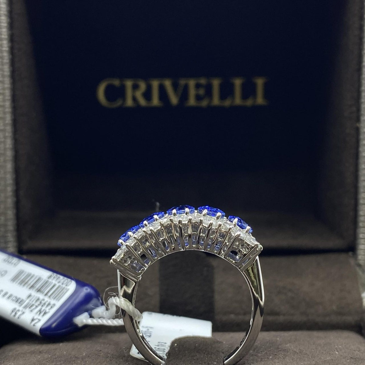 Anello Donna Crivelli con Zaffiri Ct 2.56 e Diamanti