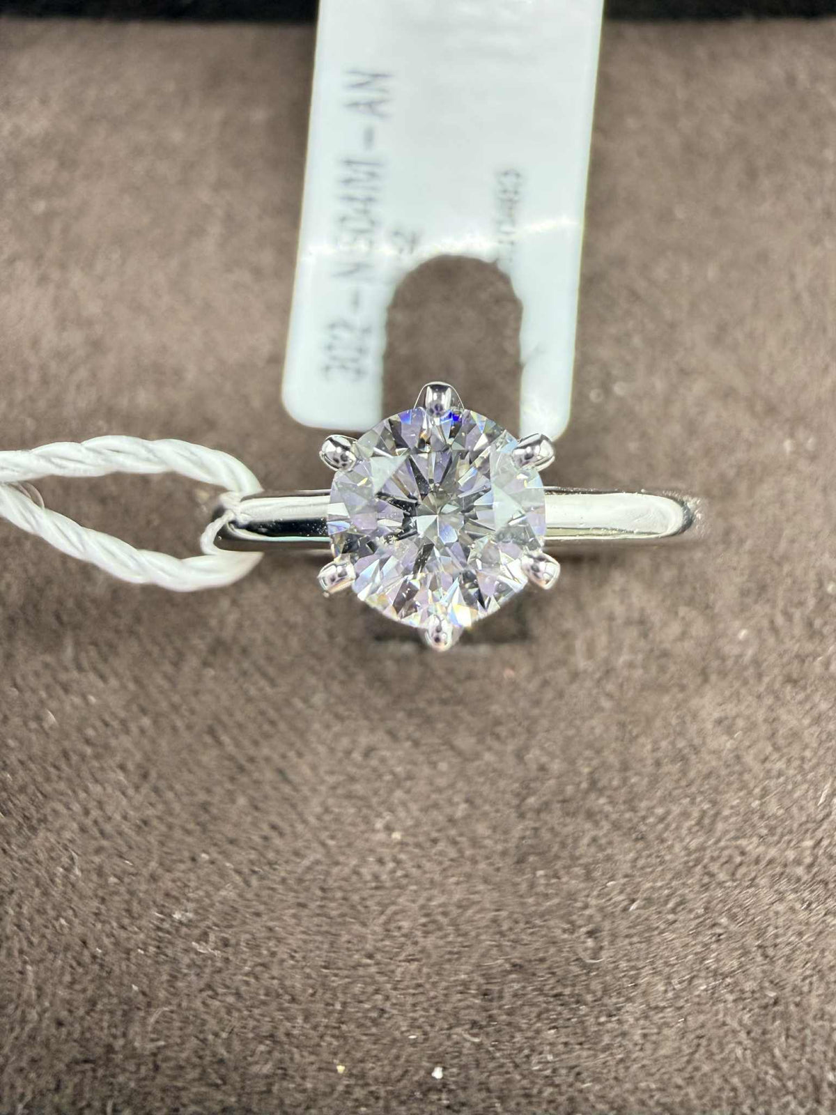 Anello Crivelli Solitario Tiffany 6 Griffe in Oro 18KT e Diamante GIA Ct 0.72