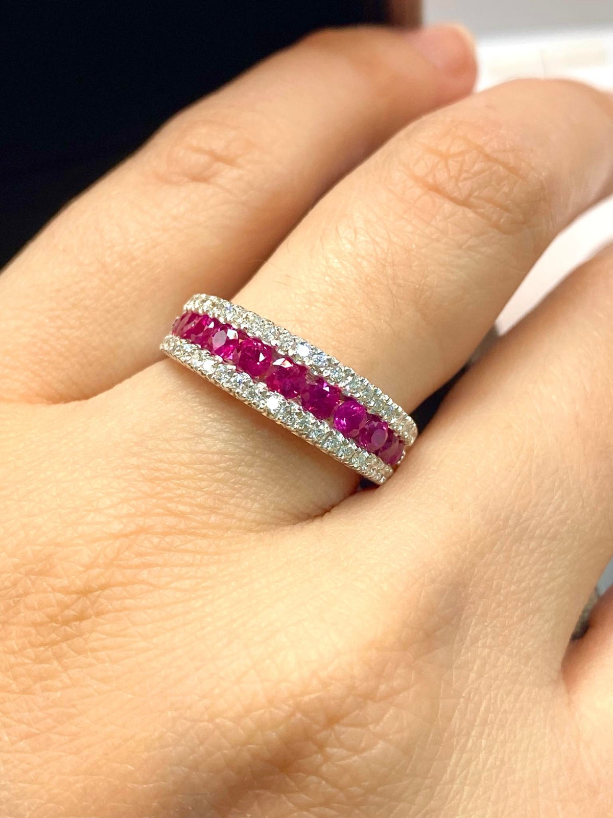 Anello Donna Veretta Crivelli con Rubini Ct. 1,19 e Diamanti