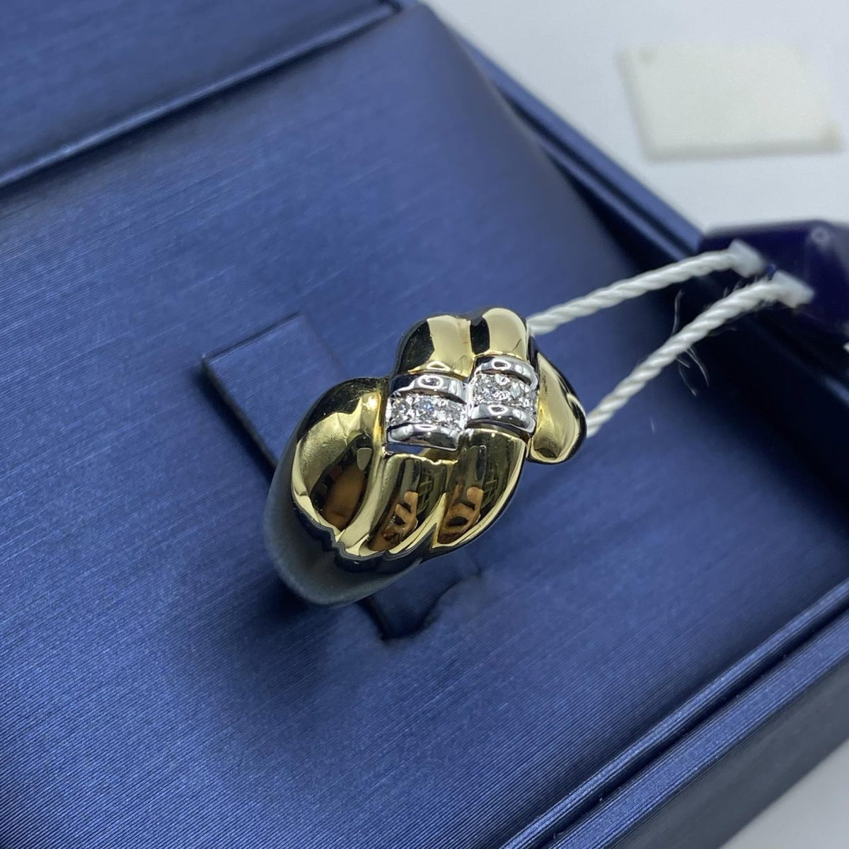 Anello a Fascia in Oro 18KT Bicolore con Diamanti