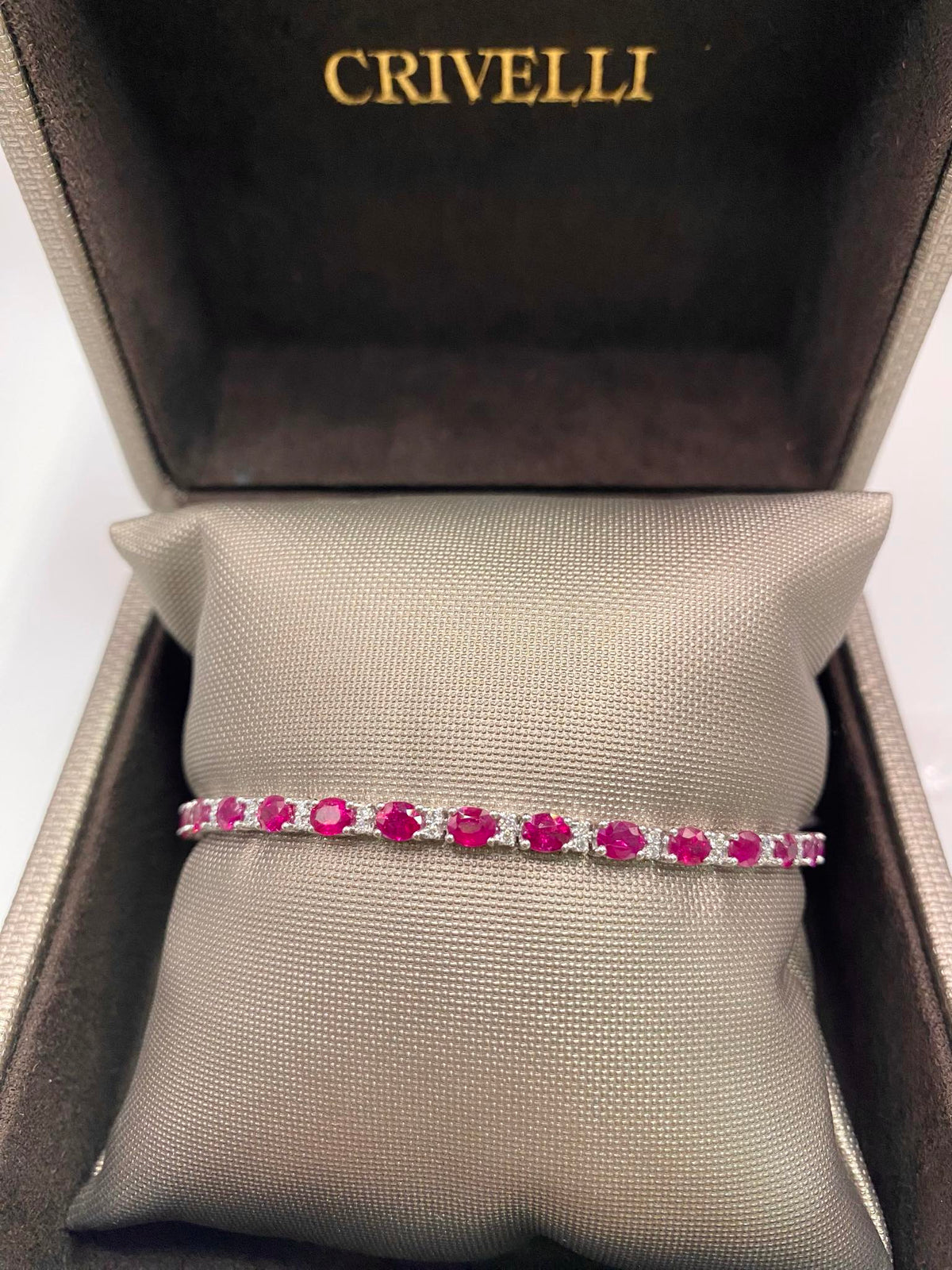Bracciale Tennis Crivelli in Oro 18KT con Rubini Ct. 6,35 e Diamanti