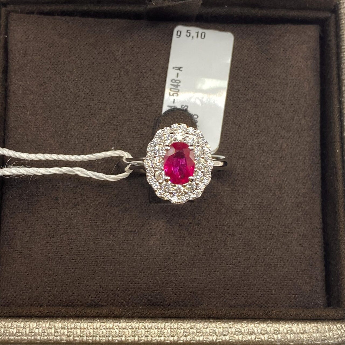 Anello Donna Crivelli con Rubino Ct 0,88 e Diamanti