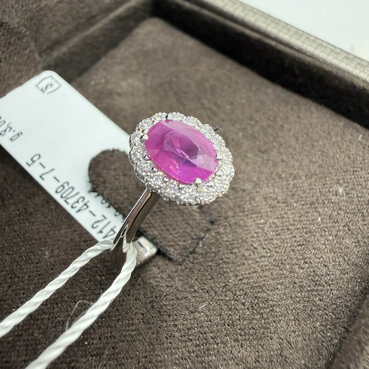 Anello Donna Crivelli con Diamanti e Rubino Ct. 1.11