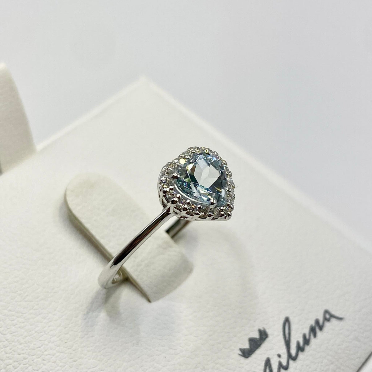 Anello Miluna in Oro 18KT 18KT con Diamanti e Acquamarina Ct. 0,64