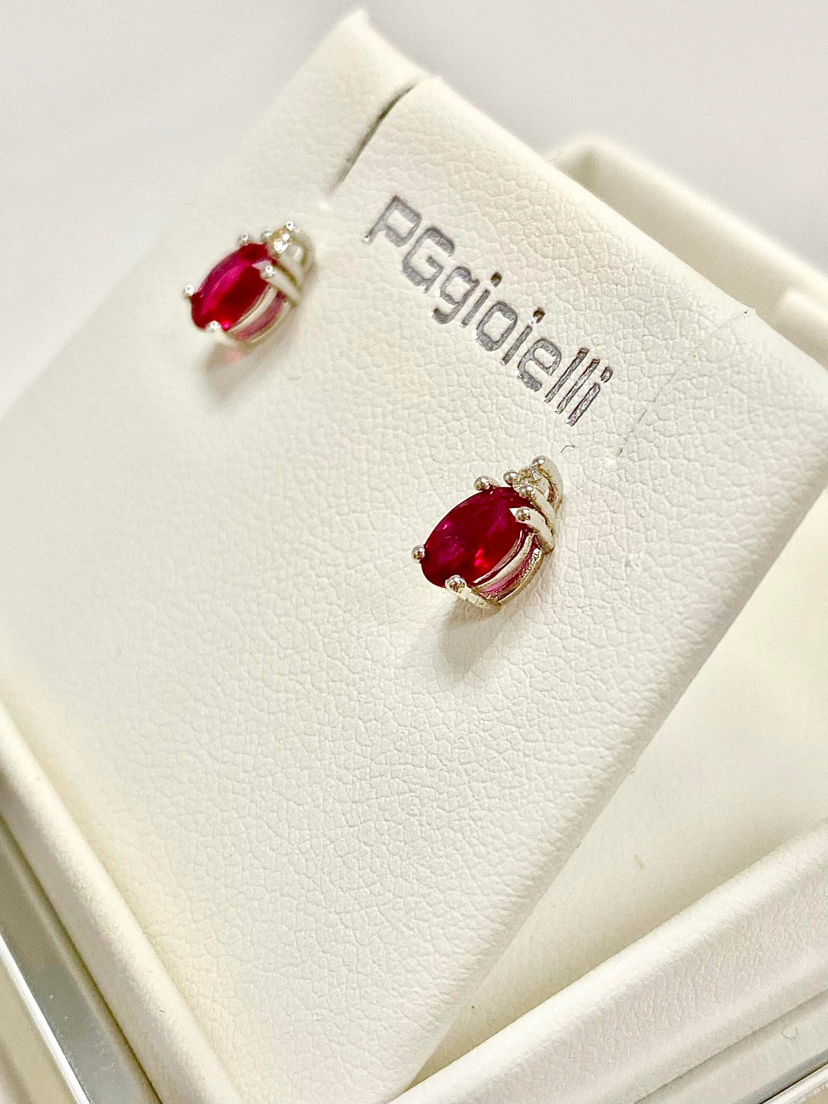 Orecchini Donna Pg Gioielli con Diamanti e Rubini Ct. 0,90