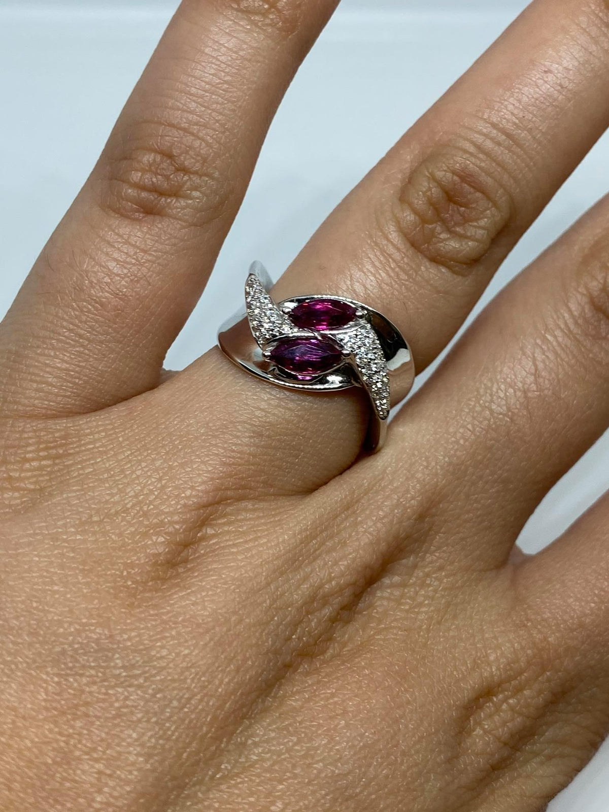 Anello Donna Gianni Carità con Rubini Ct 0.88 e Diamanti